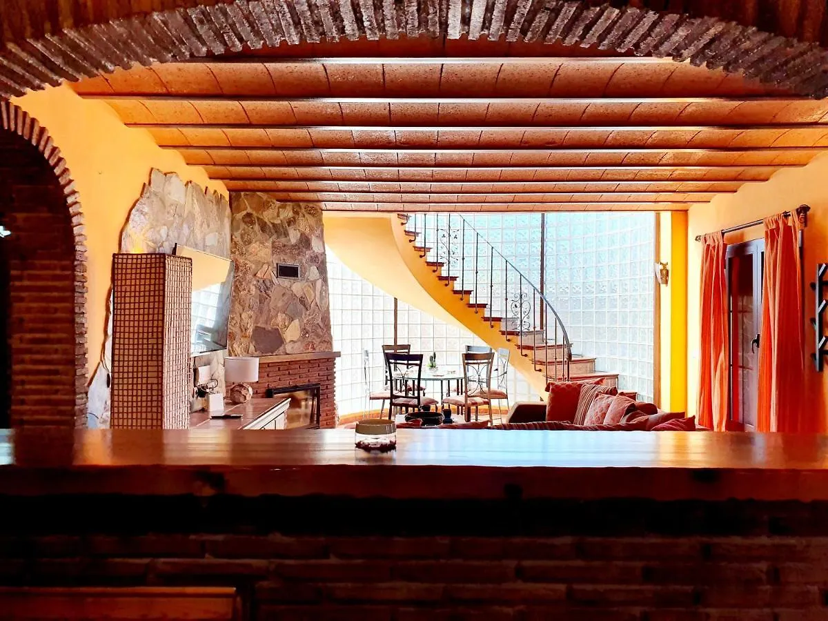 Dom wakacyjny Casa Rural - Serrano House Malaga